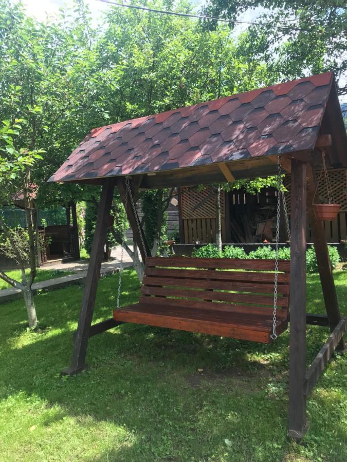 Садиба Диво Квітка Tatariv Buitenkant foto